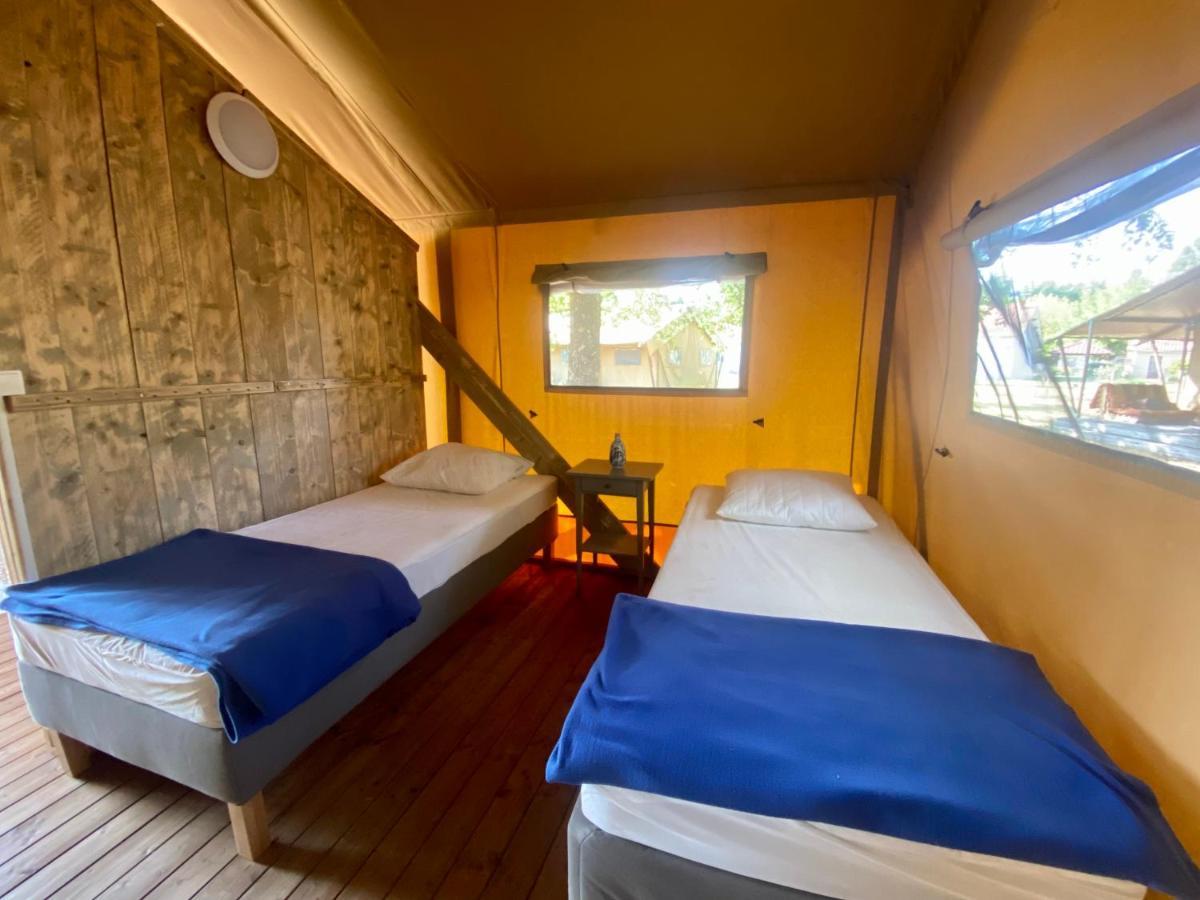 Camping La Kahute - Tente Lodge Au Coeur De La Foret แกร์ก็อง ภายนอก รูปภาพ