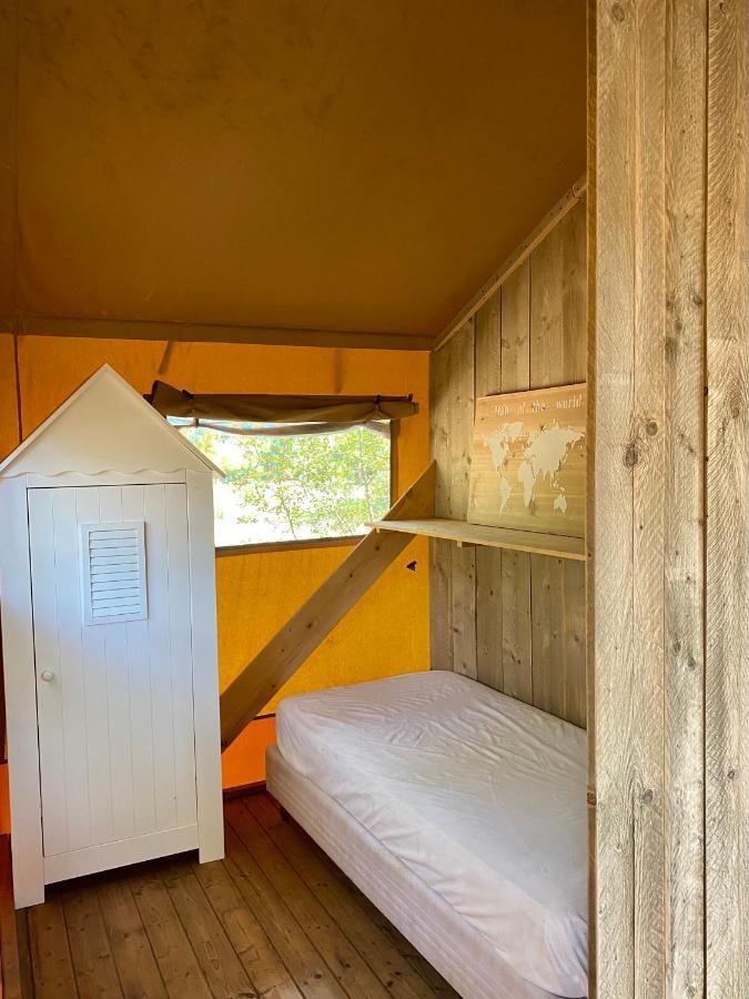 Camping La Kahute - Tente Lodge Au Coeur De La Foret แกร์ก็อง ภายนอก รูปภาพ