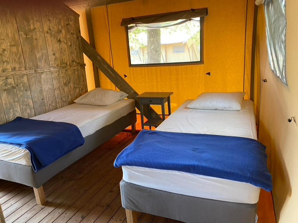 Camping La Kahute - Tente Lodge Au Coeur De La Foret แกร์ก็อง ภายนอก รูปภาพ