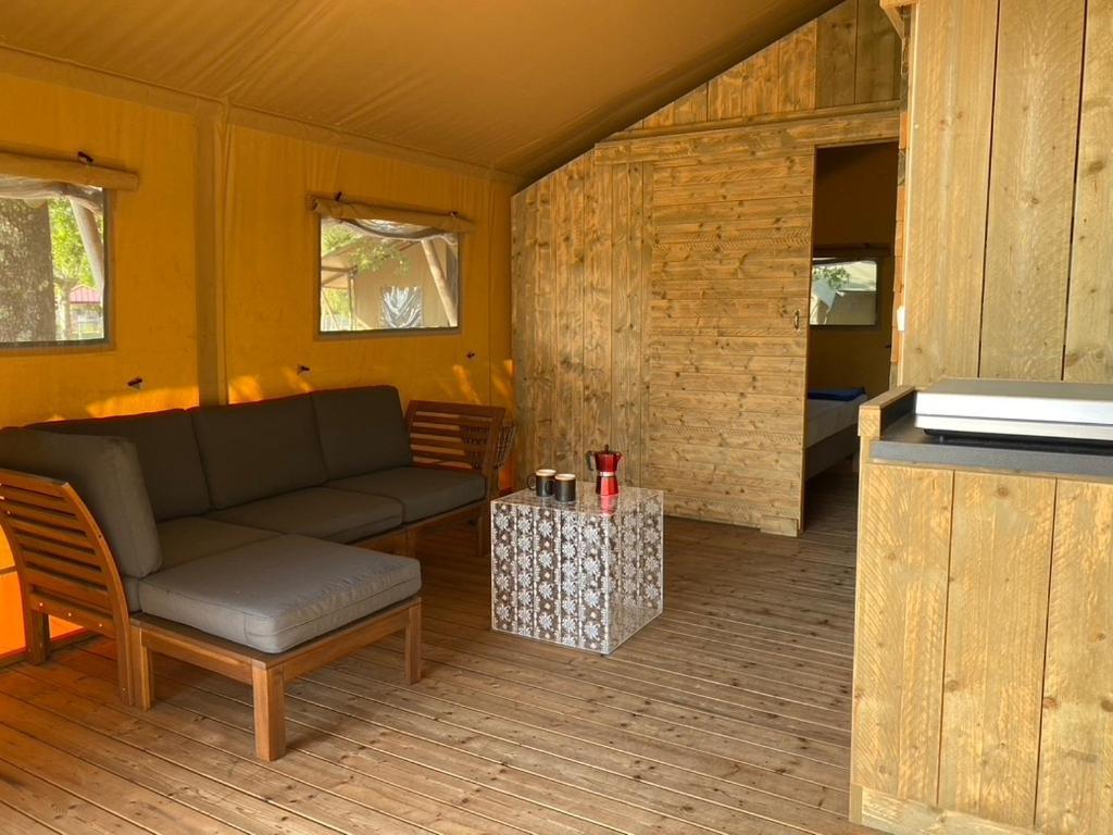 Camping La Kahute - Tente Lodge Au Coeur De La Foret แกร์ก็อง ภายนอก รูปภาพ