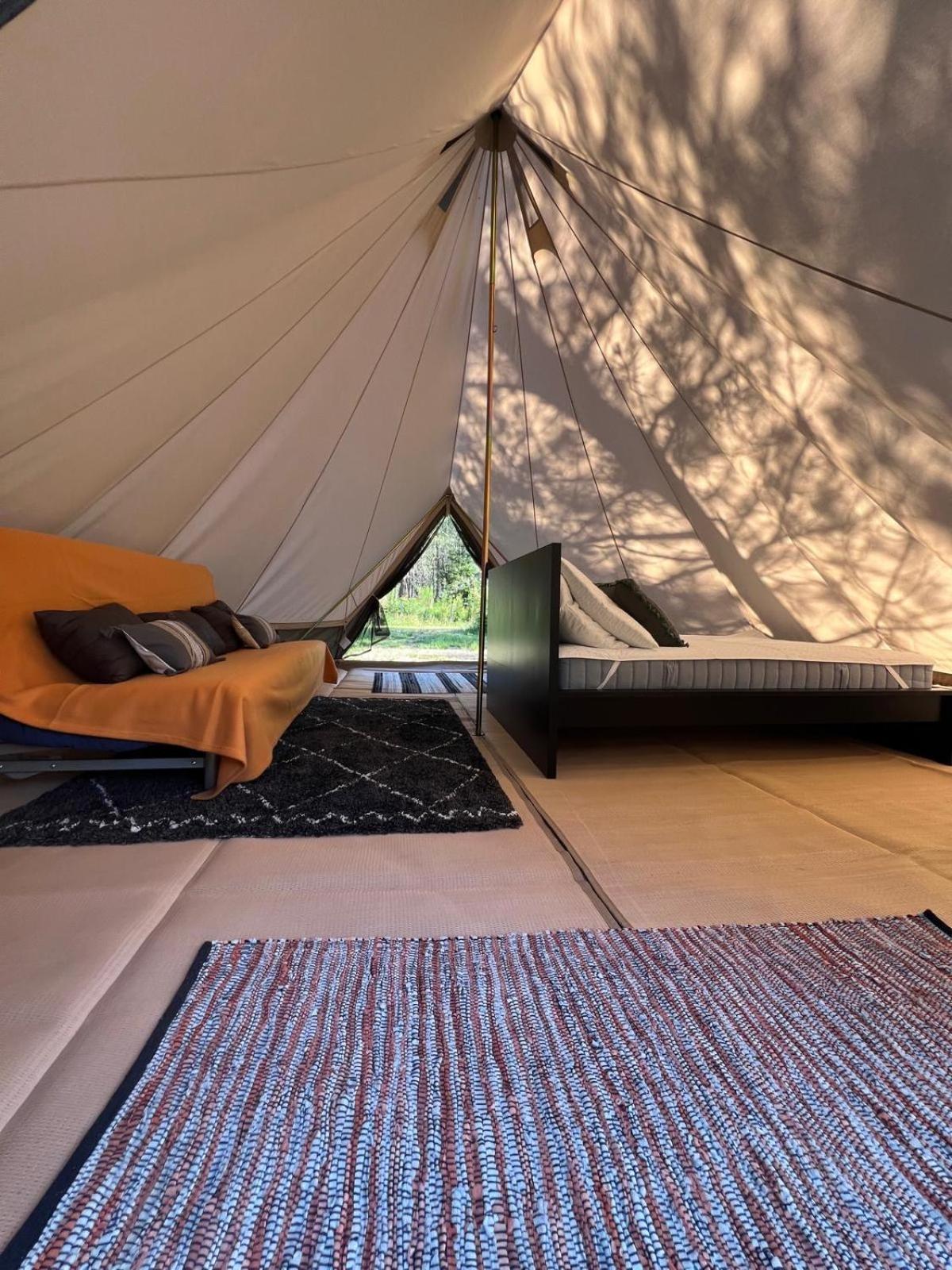 Camping La Kahute - Tente Lodge Au Coeur De La Foret แกร์ก็อง ภายนอก รูปภาพ
