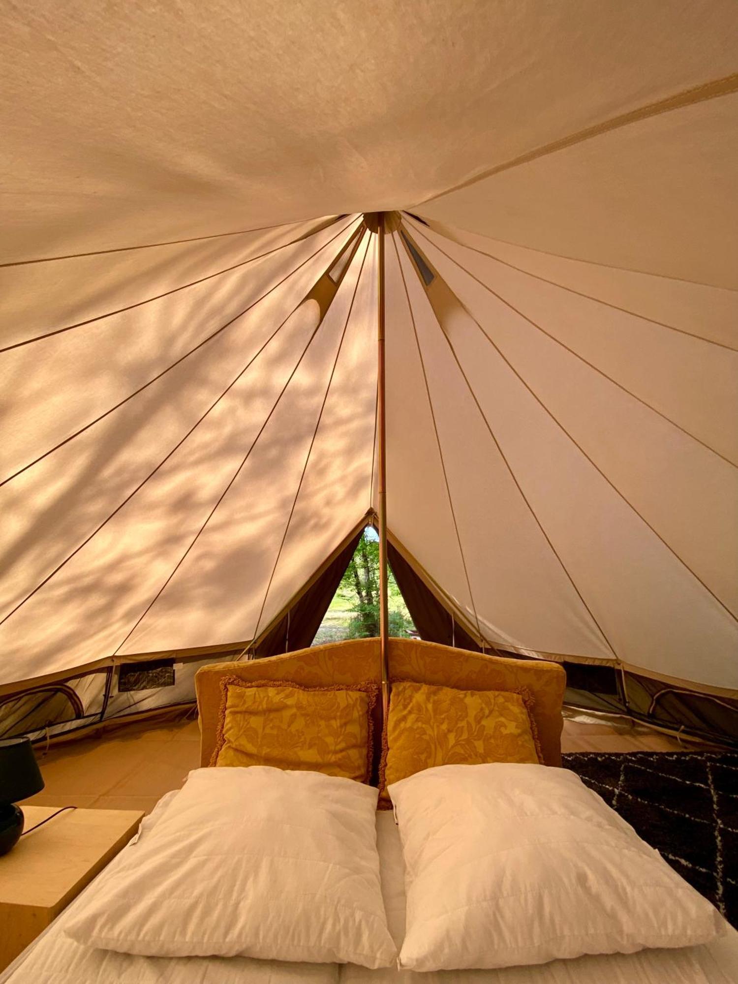Camping La Kahute - Tente Lodge Au Coeur De La Foret แกร์ก็อง ภายนอก รูปภาพ